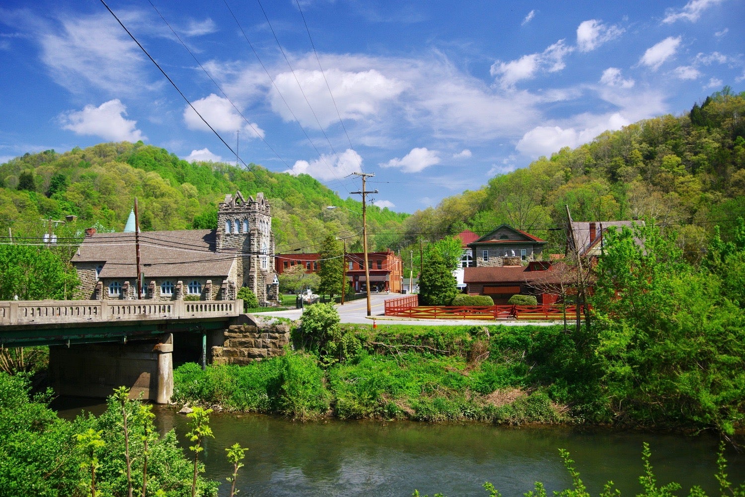 Bramwell, West Virginia. Photograph by Brian Stansberry and image courtesy of Wikimedia Commons, CC by 4.0.